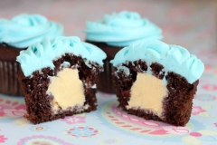 Full-Ice-cream-chocolate-cupcake